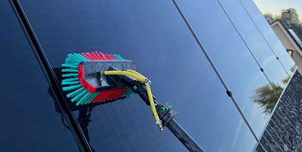 Wanneer uw zonnepanelen laten schoonmaken